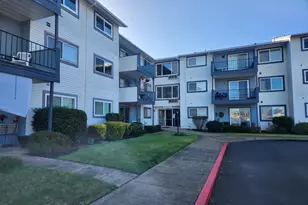 950 Evergreen #110 Rd, Woodburn, OR 97071 - Photo 1