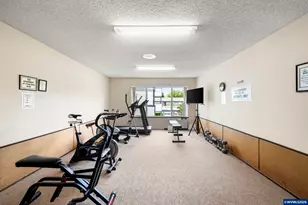 950 Evergreen #110 Rd, Woodburn, OR 97071 - Photo 26