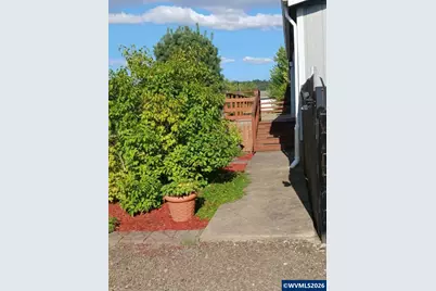 3366 NE 54th Av, Albany, OR 97321 - Photo 4