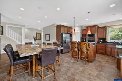 2274 Summerview Dr, Stayton, OR 97383 - Photo 1