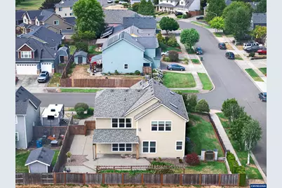 2274 Summerview Dr, Stayton, OR 97383 - Photo 2