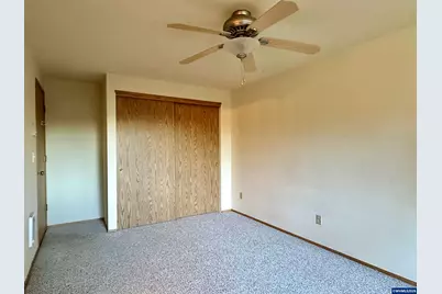 409 SE Villa Dr, Corvallis, OR 97333 - Photo 12