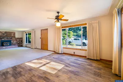 1060 Albert Dr SE, Salem, OR 97302 - Photo 14
