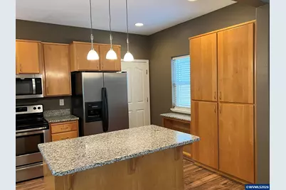 777 Eisenhower Dr NW, Salem, OR 97304 - Photo 12