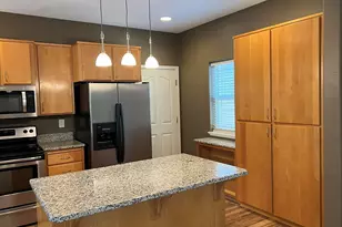 777 Eisenhower Dr NW, Salem, OR 97304 - Photo 12