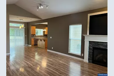 777 Eisenhower Dr NW, Salem, OR 97304 - Photo 8