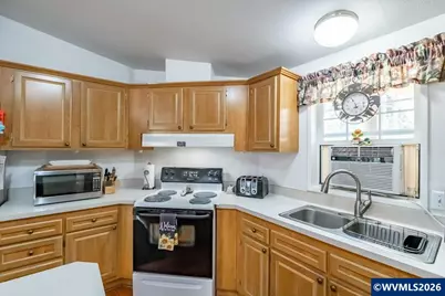 [Address not provided], Sweet Home, OR 97386 - Photo 8