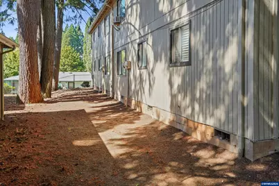 2151 National Ct SE, Salem, OR 97306 - Photo 8