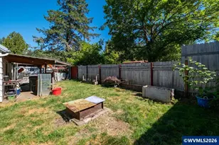 110 8th Ave, Sweet Home, OR 97386 - Photo 8