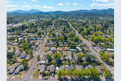 1316 NW 10th St, Corvallis, OR 97330 - Photo 32