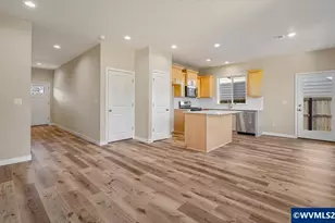 7423 SE Berg Dr, Corvallis, OR 97330 - Photo 6