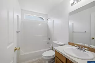 1676 Warbler Ct SE, Salem, OR 97317 - Photo 16