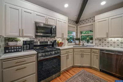 2490 Stoneway Ct NW, Salem, OR 97304 - Photo 12