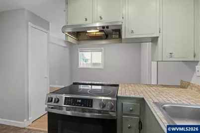 656 SW Levens St, Dallas, OR 97338 - Photo 36
