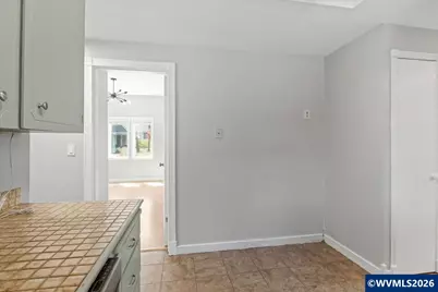 656 SW Levens St, Dallas, OR 97338 - Photo 14