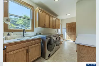6415 NW Kestrel Hill Ln, Corvallis, OR 97330 - Photo 20
