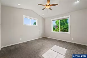 2020 Evergreen Av NE, Albany, OR 97321 - Photo 20