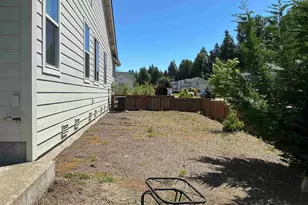 1525 N River Alder St, Canby, OR 97013 - Photo 30