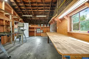 32140 Tangent Dr, Tangent, OR 97389 - Photo 38