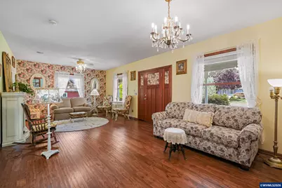 32140 Tangent Dr, Tangent, OR 97389 - Photo 10