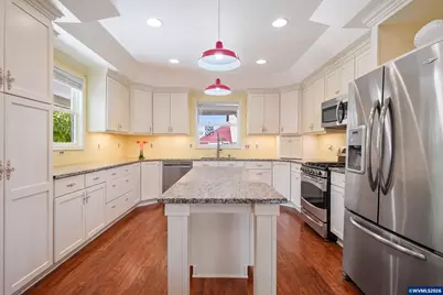 32140 Tangent Dr, Tangent, OR 97389 - Photo 4