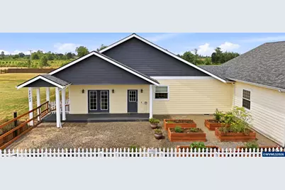 38053 Robinson Dr, Scio, OR 97374 - Photo 2