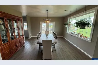 38053 Robinson Dr, Scio, OR 97374 - Photo 12