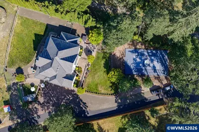 7175 NW Lathrop Ln, Corvallis, OR 97330 - Photo 4