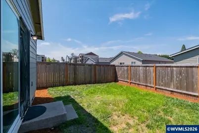 537 Russell Dr, Lebanon, OR 97355 - Photo 30