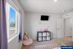 537 Russell Dr, Lebanon, OR 97355 - Photo 18