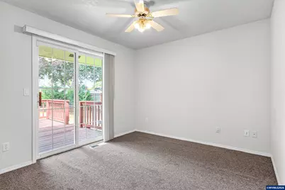 1123 N Gardner Av, Stayton, OR 97383 - Photo 16
