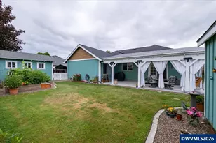 842 29th Ave, Sweet Home, OR 97386 - Photo 36