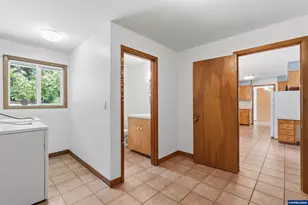 1514 37th Ave NW, Salem, OR 97304 - Photo 20