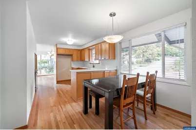 1150 Linnwood Dr NE, Albany, OR 97322 - Photo 8