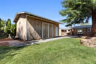 452 College St S, Monmouth, OR 97361 - Photo 32