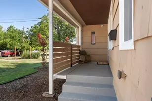 452 College St S, Monmouth, OR 97361 - Photo 4