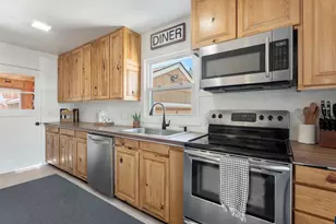 452 College St S, Monmouth, OR 97361 - Photo 14