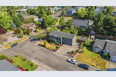 1904 Westport St NW, Salem, OR 97304 - Photo 12