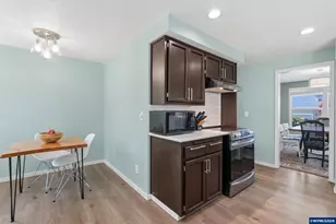 1904 Westport St NW, Salem, OR 97304 - Photo 18