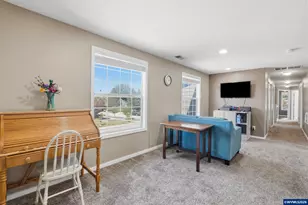 1904 Westport St NW, Salem, OR 97304 - Photo 32
