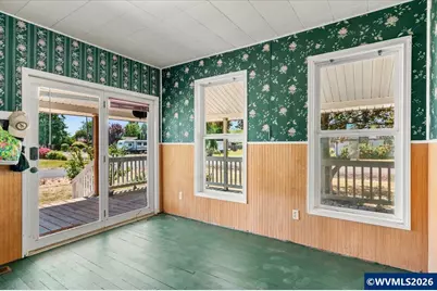 90 E B St, Halsey, OR 97348 - Photo 22