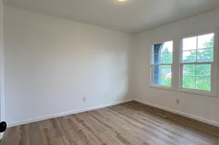 911 Jq Adams St, Oregon City, OR 97045 - Photo 16