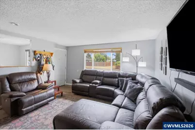 1023 Josephine St E, Monmouth, OR 97361 - Photo 4