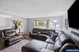 1023 Josephine St E, Monmouth, OR 97361 - Photo 4