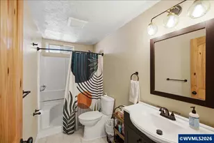 1023 Josephine St E, Monmouth, OR 97361 - Photo 16