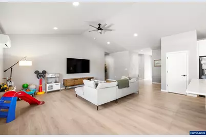 1703 Wilson Ct, Monmouth, OR 97361 - Photo 10