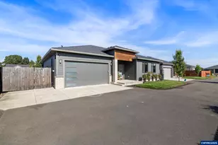 1703 Wilson Ct, Monmouth, OR 97361 - Photo 2
