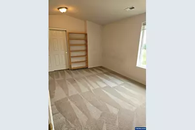 391 Hobson St, Stayton, OR 97383 - Photo 6