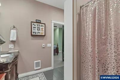 341 25th St SE, Salem, OR 97301 - Photo 32