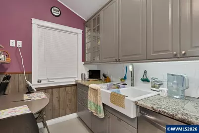 341 25th St SE, Salem, OR 97301 - Photo 26